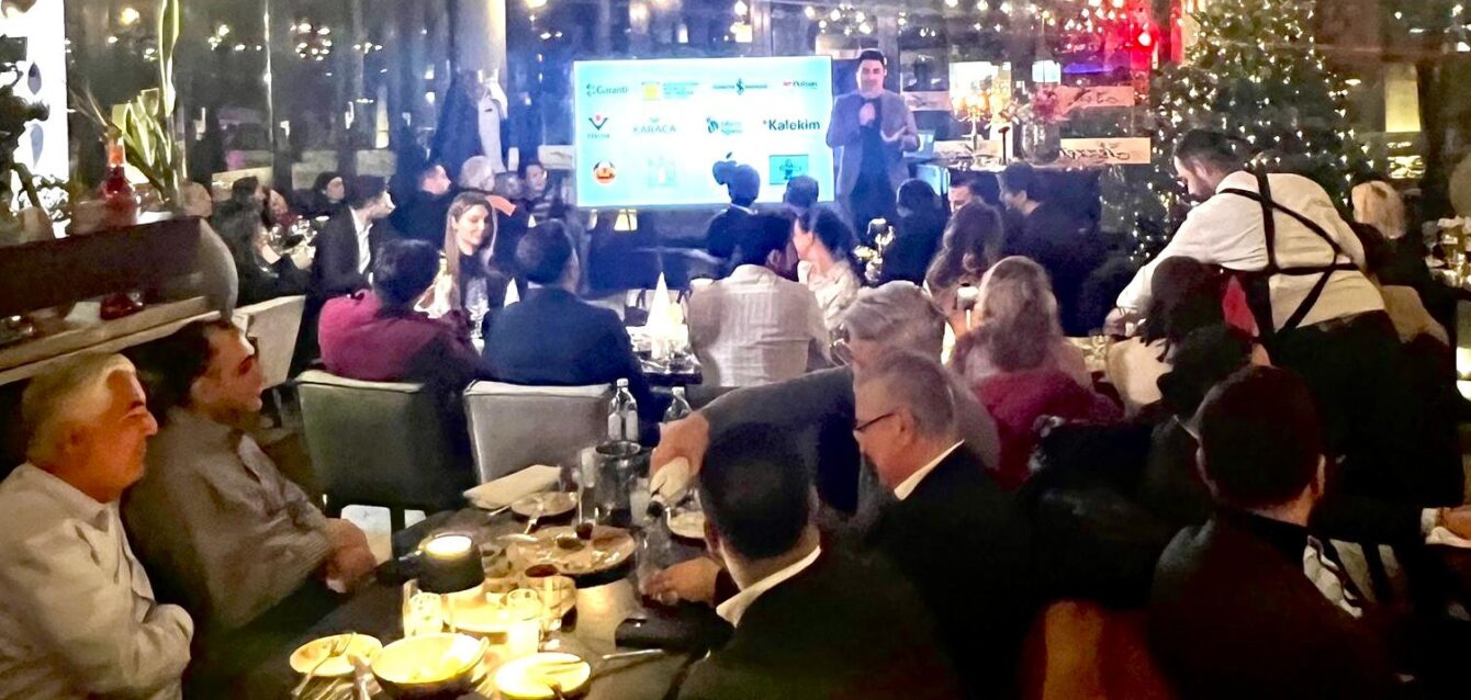 LT7O09CQ68i9w0qKMR03