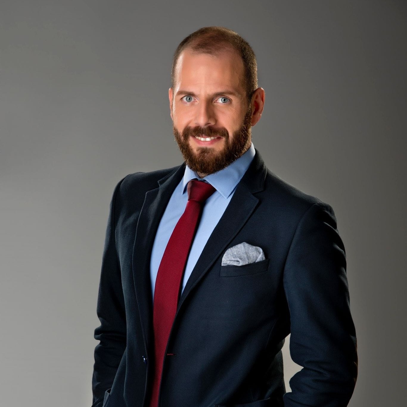 qYgShu734s7EV4Uyksby (1)