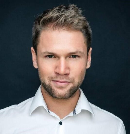 rYtfPGzBn3T55Aj8VRlY